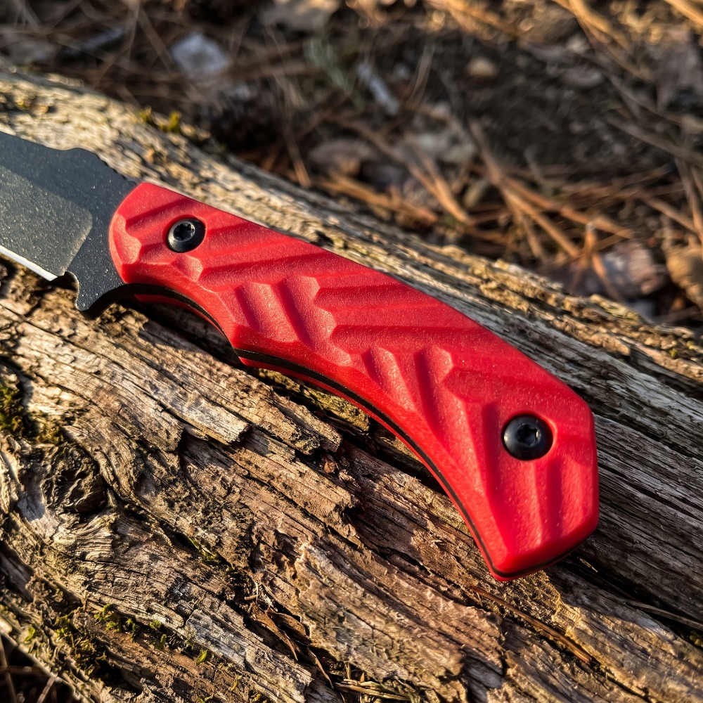 Nóż myśliwski z ostrzem stałym – Bushcraft Knife Fixed recenzja i cena